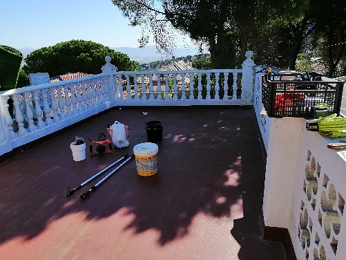 Terraza en caucho, Alhaurín de la Torre (Málaga). 